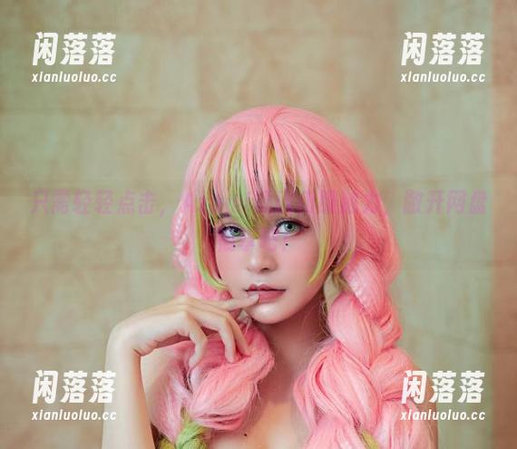 只需轻轻点击，Azami重现和服魅力，敞开网盘畅享吧！