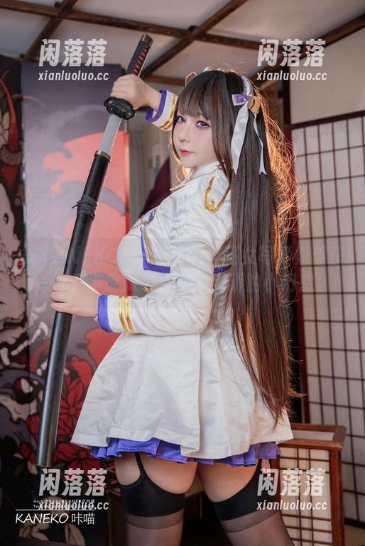 被KANEKO_咔喵的狐狸巫女写真集俘获，万千小迷妹心中两小无猜的小幻想。