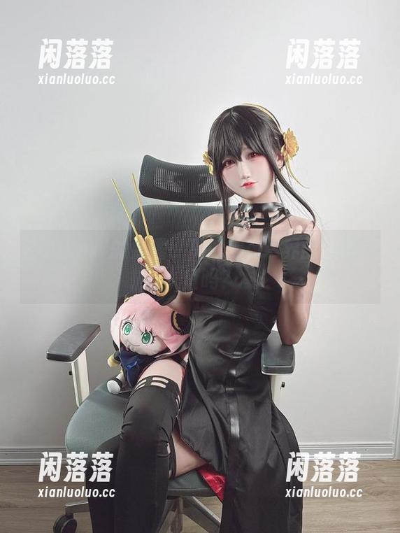 KuukoW KuukoW的妮露:真的是cos界的一条美人鱼吗?