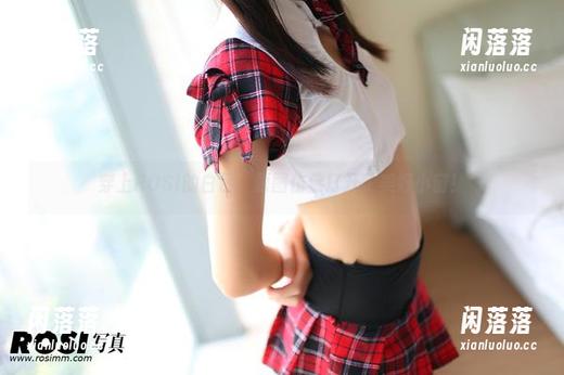 ROSI写真 穿上ROSI的白色,原图仿佛打开了美好小窗!