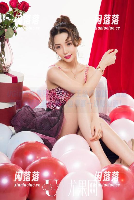 UGirls尤果网 - 跟我看王幼贞的旅拍私房原图，反正我也是一边羡慕一边吃泡面！