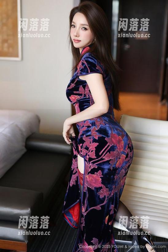 YouMi尤蜜荟 - 不柠bling全新演绎：在线灰丝美图，让你目不转睛