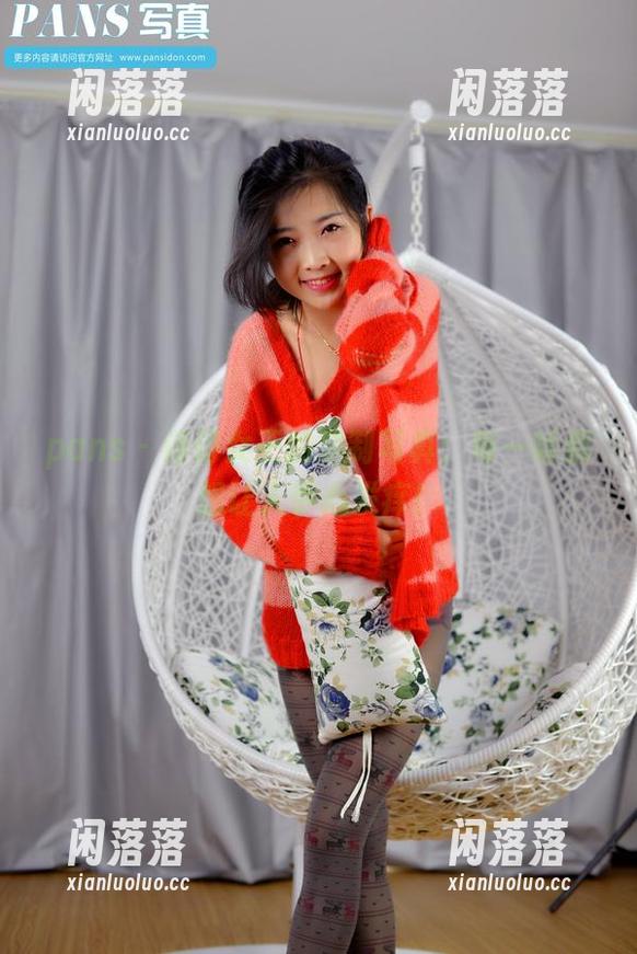 pans - 诗诗女王的定制写真：每一帧都想让人手心发痒！