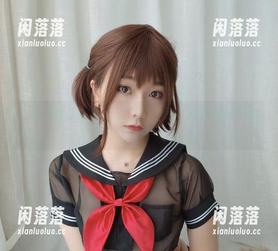 三刀刀miido 三刀刀miido的无圣光职业装,明亮与阴影的游戏。
