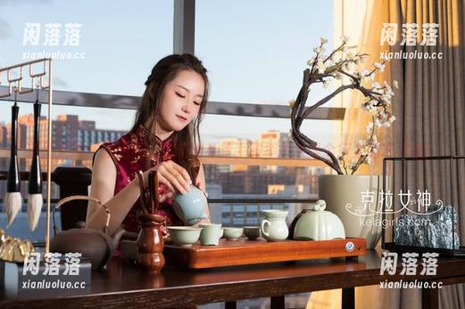 克拉女神 - 我的天，这和服私拍，雅楠果然是个行走的艺术品！