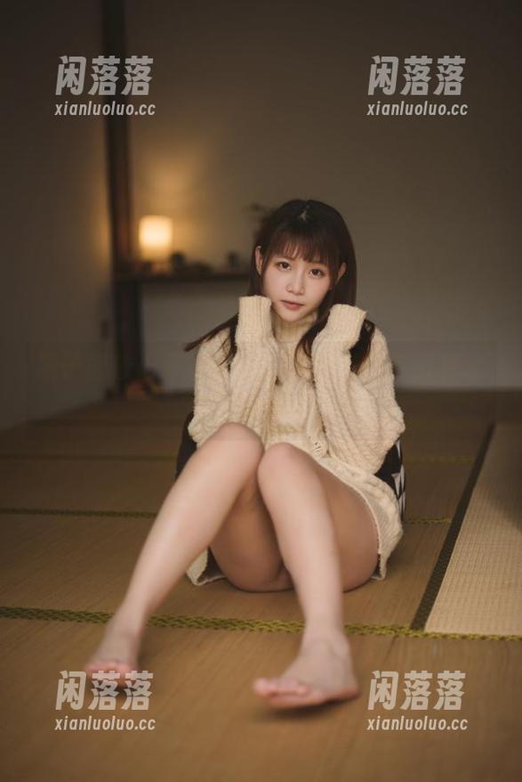 凛子酱依旧我行我素，随性美图与死库水的活力碰撞！