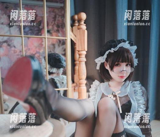 南鸽 秘书也有南鸽style,光线不必鲜亮,美图已经晕染心头。