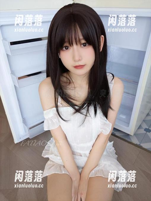 发条少女yoki 发条少女yoki的皮衣写真,突发现实和科幻也能满天飞
