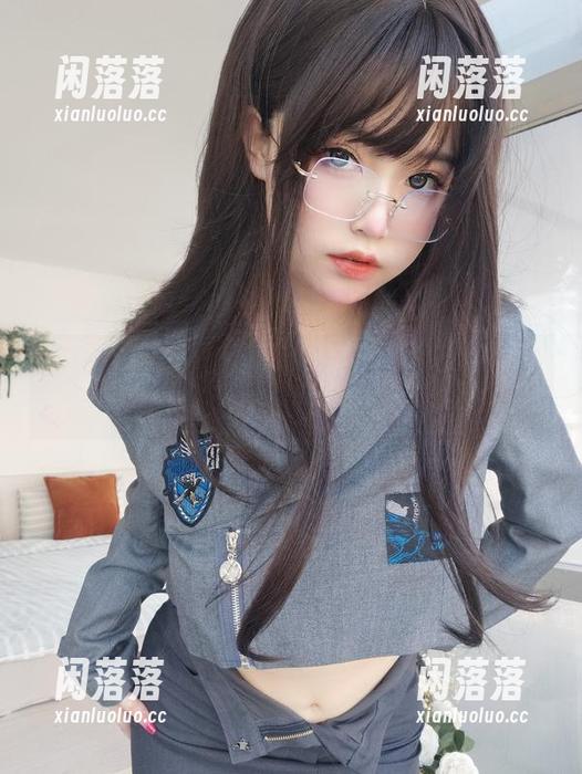 套图那点事：女主K的姐姐乘凉也有春光无限