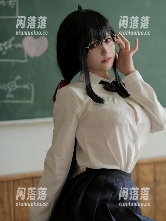 小仓千代w 下载小仓千代w的比基尼套图,似乎我已经成为‘水’的一部分了!
