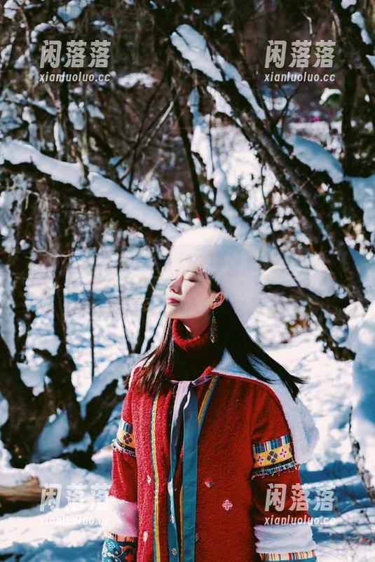 清新的年年Nnian兔女郎定制图集，意外地…让人想起了一些不太合适的想法。