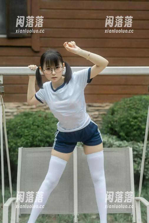 幼水铃衣带来的全套Miku图片，拍出来的每一张都藏着小心思。