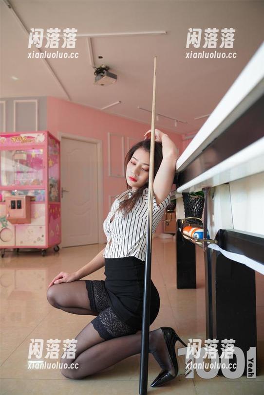 异思趣向-婉萍 异思趣向 - 婉萍的短牛仔裤,集美图与腹肌于一身,下载之后发朋友圈没人敢说你胖!