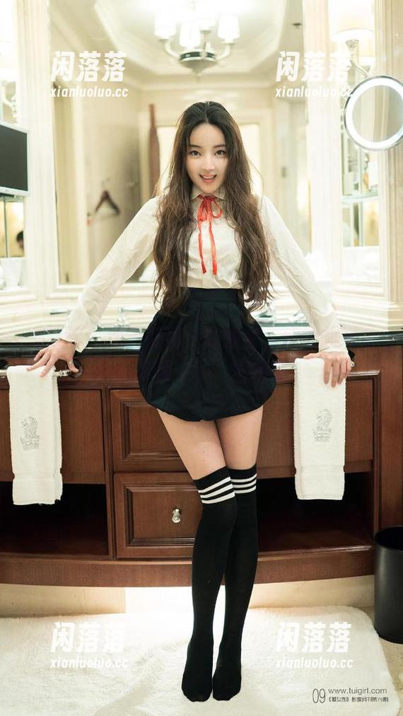推女郎 - 走进何何夕的教室，优秀的图片精选暗藏‘坏’情绪喔！
