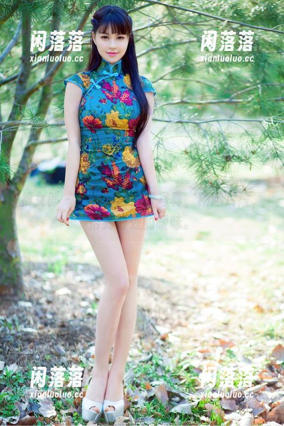 推女郎 - 李丽莎的吊带写真，精选片段，恰到好处的暧昧。