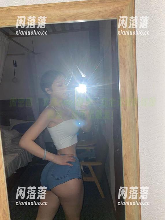 微密圈 - 文茜cool图集：完全无敌的细腰蜜腿，选不出最爱！