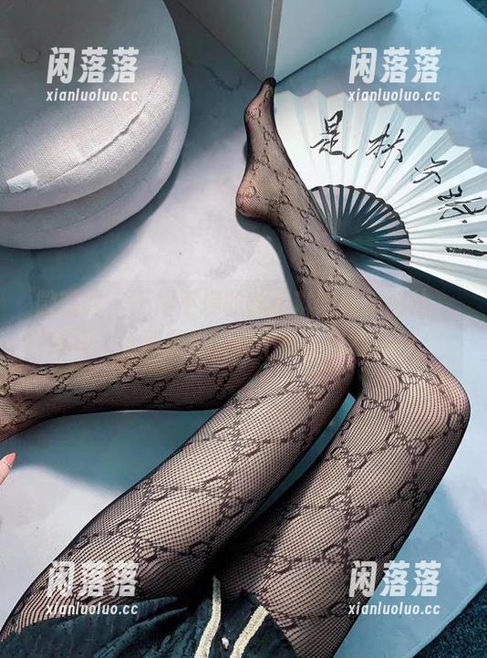 微密圈 - 不得不提的林子琳喵最新图片，缓缓一看那美脚，忍不住多留意几秒。