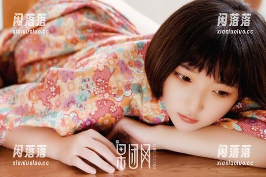 果团网 - 你们看过周大萌的女王私房原图吗？太打眼！