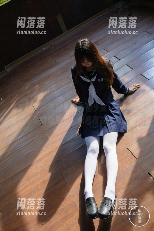 柴系小乖 - 美图里的吉他少女，有种说不清道不明的吸引力，赤西夜夜你真会挑！