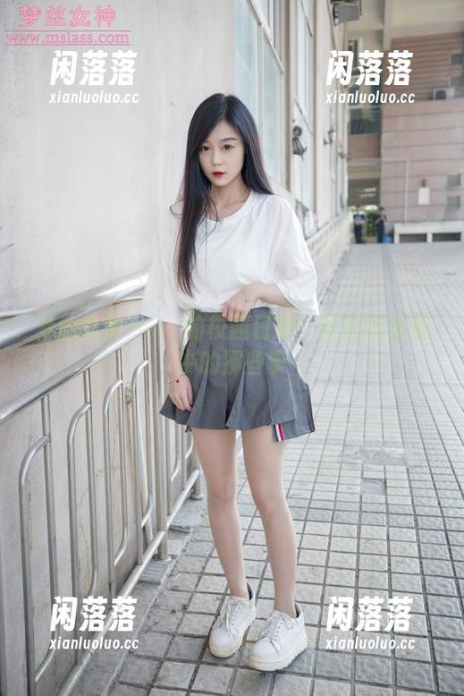 梦丝女神 - 玥玥的校园日常：原图和套图中的那些事