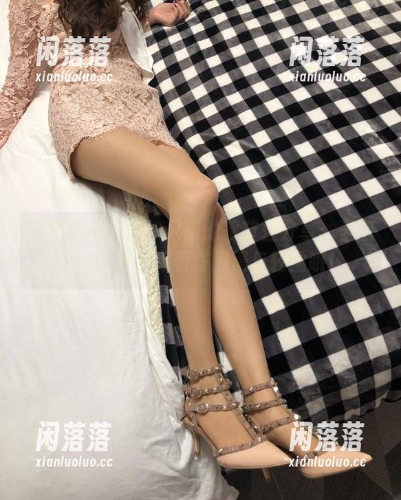 微密圈 - 梦里一只喵的季节性分享：圣诞限定图库，藏着些浪漫与轻盈哦！