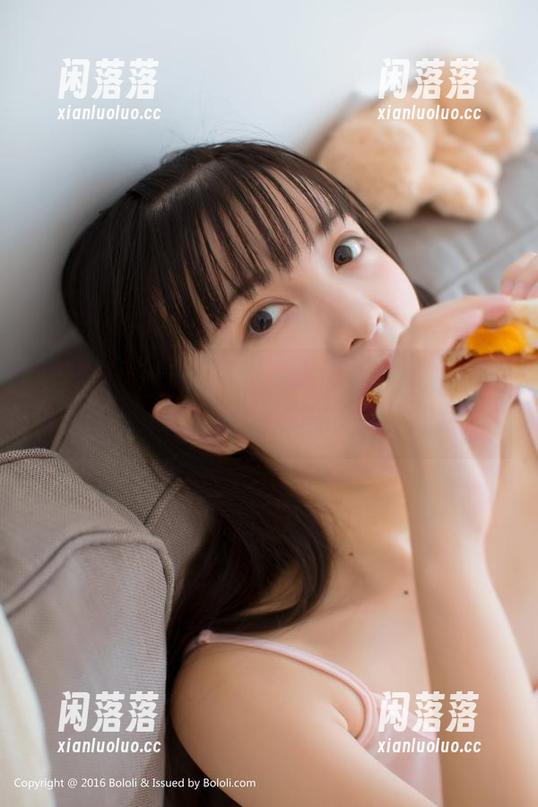 波萝社 - 写真也可以“上油”，柳侑绮Sevenbaby完美演绎光滑之道