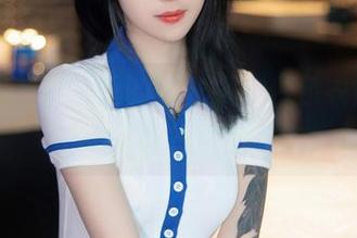 秀人网 - 照片里的唐安琪，白色衣服还是很能抢镜的