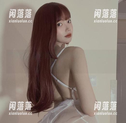 微密圈 - 图包里的黑丝特写，纪念小小v在黑暗中闪耀