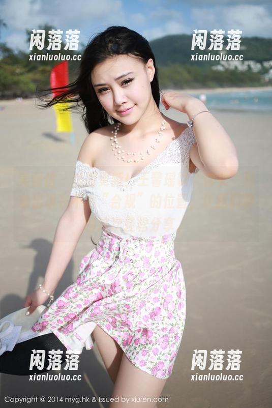 美媛馆 - 套图更新！王馨瑶以“修女”形象出现在不太“合规”的位置，让我们聊聊这次轻松分享。