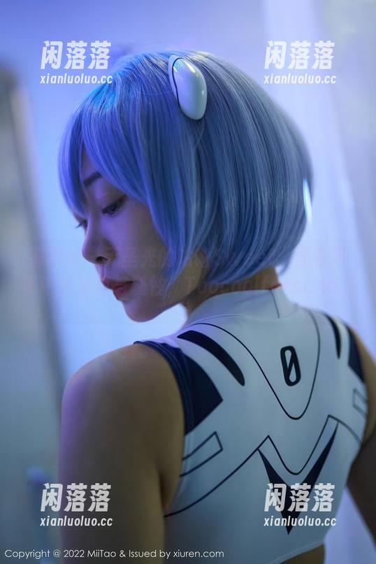 蜜桃社 - 无圣光的咕噜Sweet：黑色写真中的不羁与随性，Toocoolforschool。