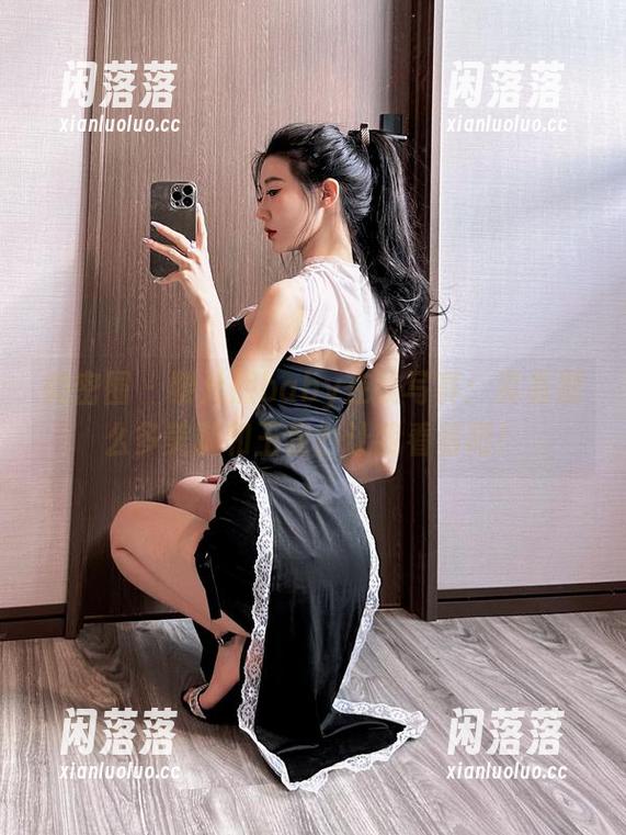 微密圈 - 黎允熙baby在线写真：真有那么多美腿和玉足？让我看看吧！